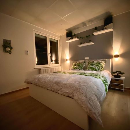 Logements Equipes A Onnaing Avec Espace Balneo En Option Proche Toyota, Autoroute Et Valenciennes Exterior foto