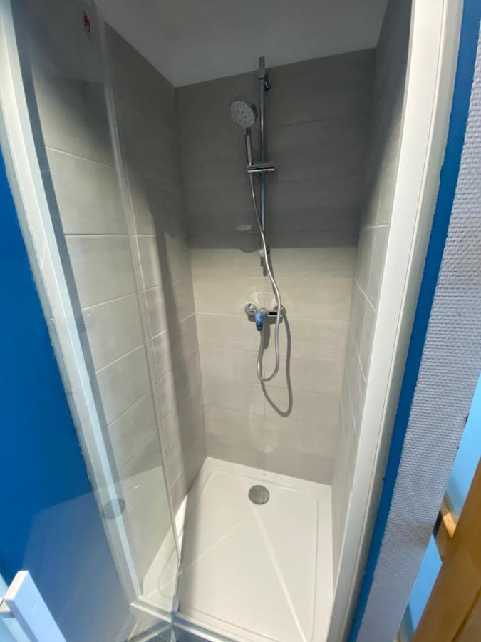 Logements Equipes A Onnaing Avec Espace Balneo En Option Proche Toyota, Autoroute Et Valenciennes Exterior foto