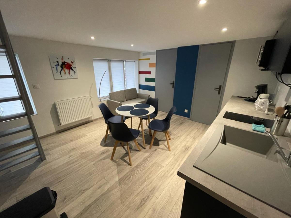 Logements Equipes A Onnaing Avec Espace Balneo En Option Proche Toyota, Autoroute Et Valenciennes Exterior foto