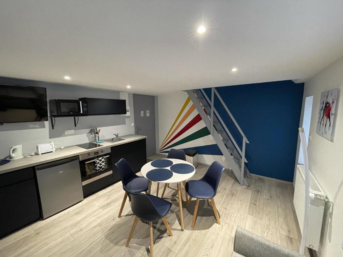 Logements Equipes A Onnaing Avec Espace Balneo En Option Proche Toyota, Autoroute Et Valenciennes Exterior foto