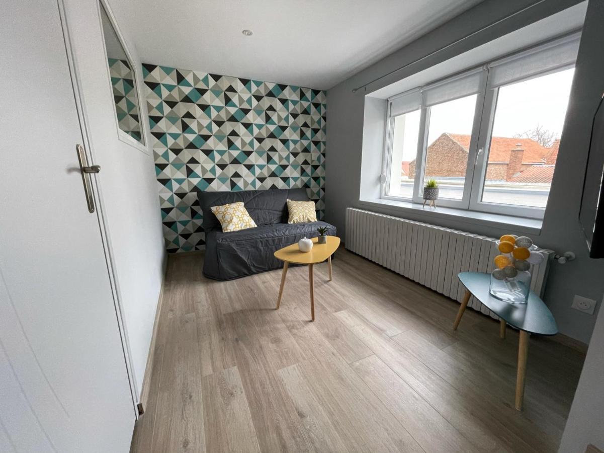 Logements Equipes A Onnaing Avec Espace Balneo En Option Proche Toyota, Autoroute Et Valenciennes Exterior foto