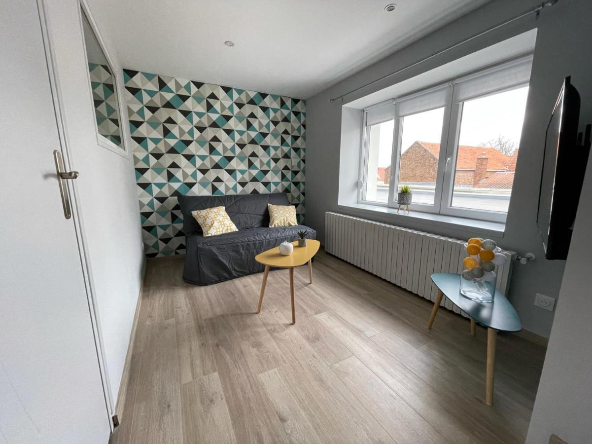 Logements Equipes A Onnaing Avec Espace Balneo En Option Proche Toyota, Autoroute Et Valenciennes Exterior foto
