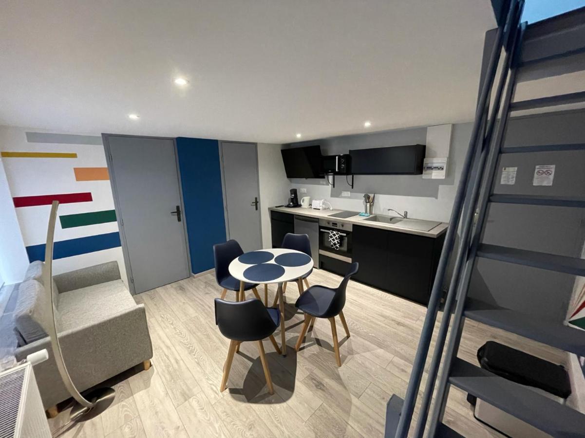 Logements Equipes A Onnaing Avec Espace Balneo En Option Proche Toyota, Autoroute Et Valenciennes Exterior foto